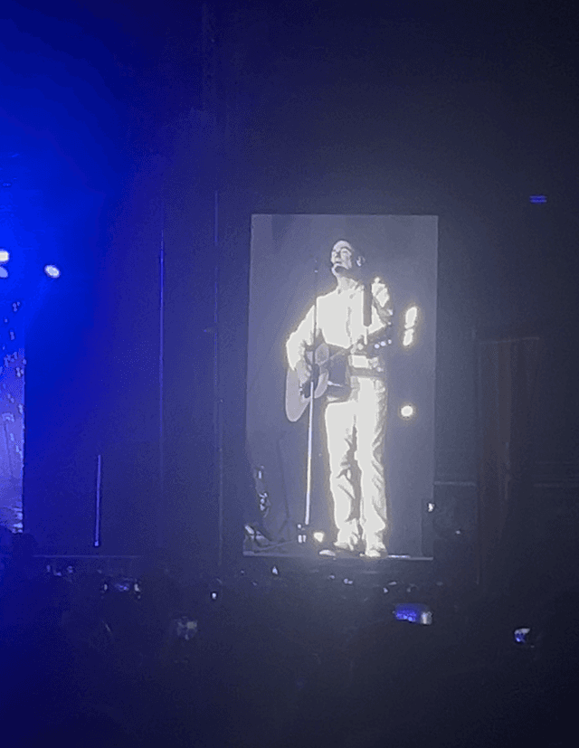 Bryan Adams 2024 concert photo